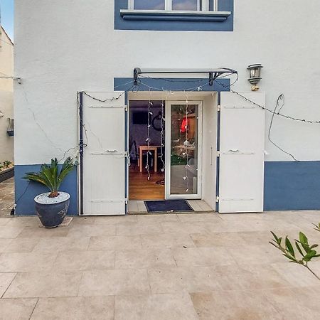 Amazing Apartment In Balaruc Les Bains With Wifi Extérieur photo